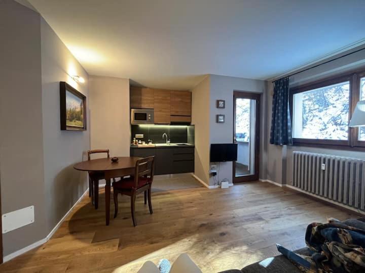 Appartamento Raffinato Ed Accogliente Monolocale Di Montagna Breuil-Cervinia Esterno foto